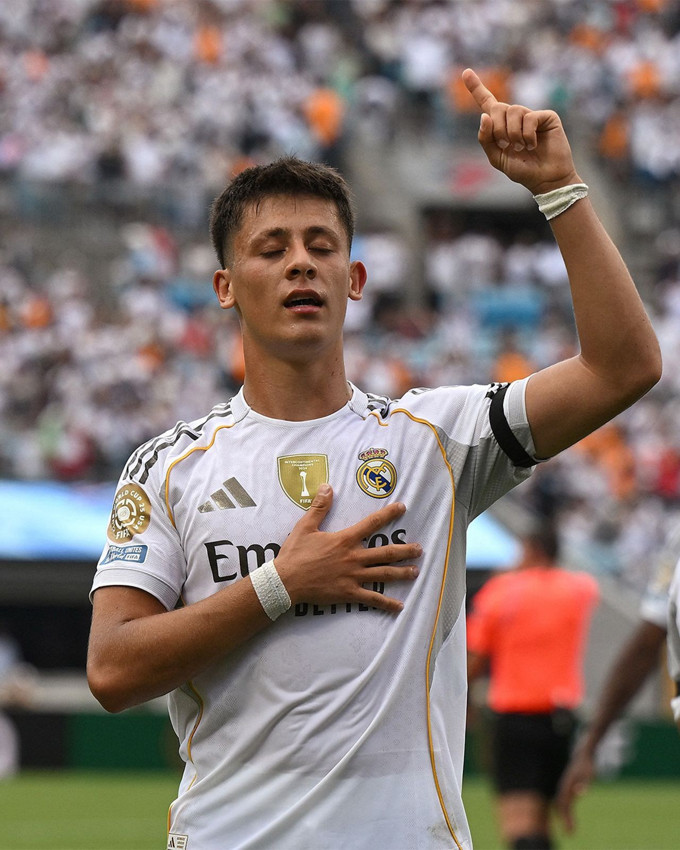 Real Madrid'e galibiyeti getiren Arda Güler transferi için kararını verdi - Resim: 1