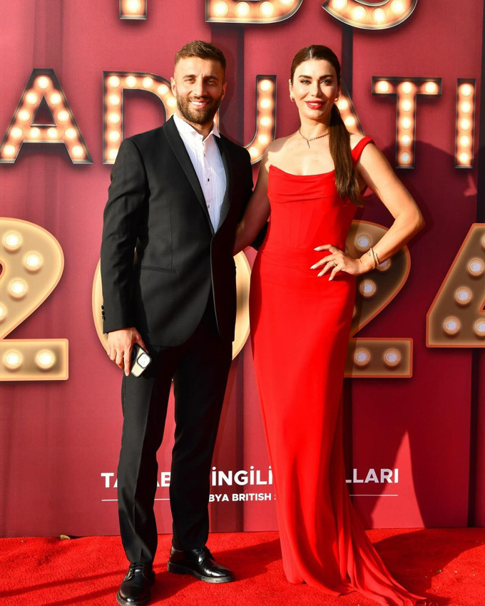 Ebru Şancı'nın olay olan videosuna 10 yaş küçük eşinden anında sansür - Resim: 4