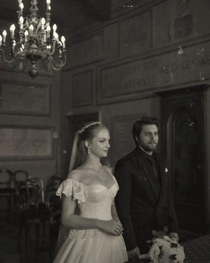 Ünlü çift İpek Filiz Yazıcı ve Ufuk Beydemir'den hayranlarını üzen haber; boşanıyorlar - Resim: 1