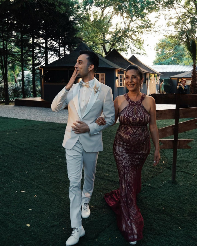 Ünlü çift sokak ortasında birbirine girdi: ''Bıktım artık senden'' - Resim: 1