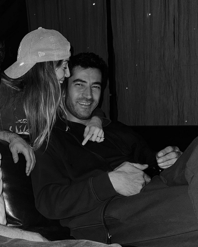 Sinem Kobal’dan yıllar sonra gelen itiraf: Kenan İmirzalıoğlu ile tanışma hikayesini ilk kez anlattı - Resim: 2