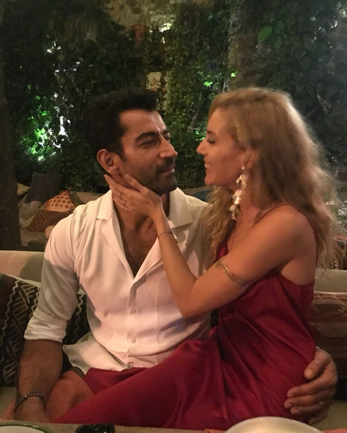 Sinem Kobal’dan yıllar sonra gelen itiraf: Kenan İmirzalıoğlu ile tanışma hikayesini ilk kez anlattı - Resim: 4