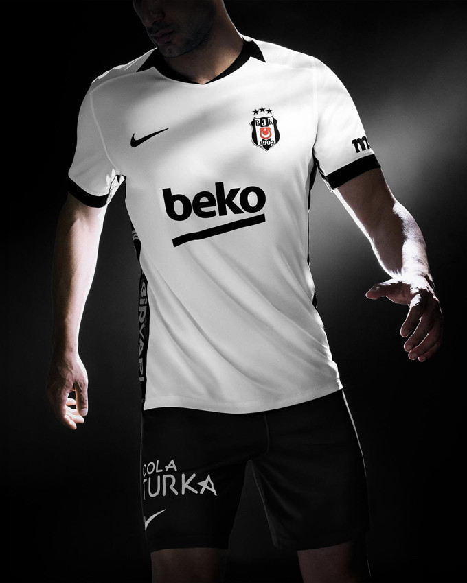 Beşiktaş yeni sezon formalarını görücüye çıkarttı - Resim: 3