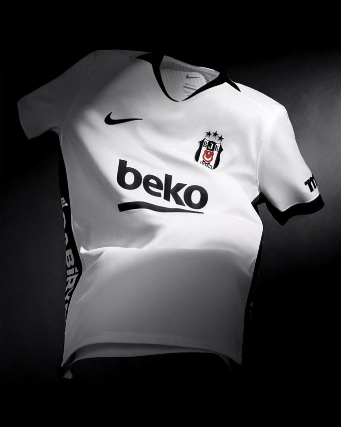 Beşiktaş yeni sezon formalarını görücüye çıkarttı - Resim: 4