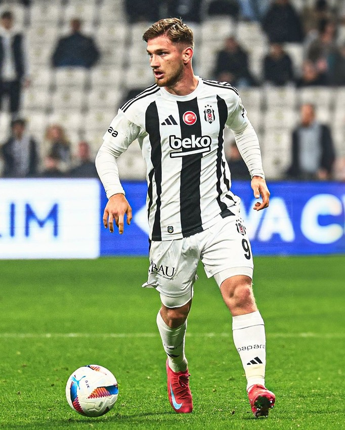 Yeşil sahaların en pahalı 10 Türk futbolcusu belli oldu - Resim: 1