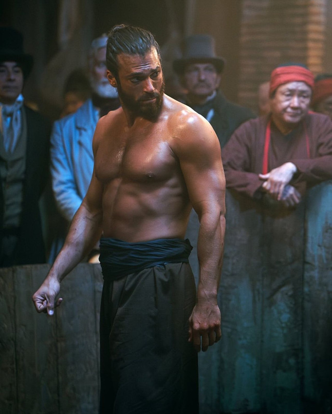El Turco Can Yaman ile DJ sevgilisi sosyal medyada aşka geldi - Resim: 2