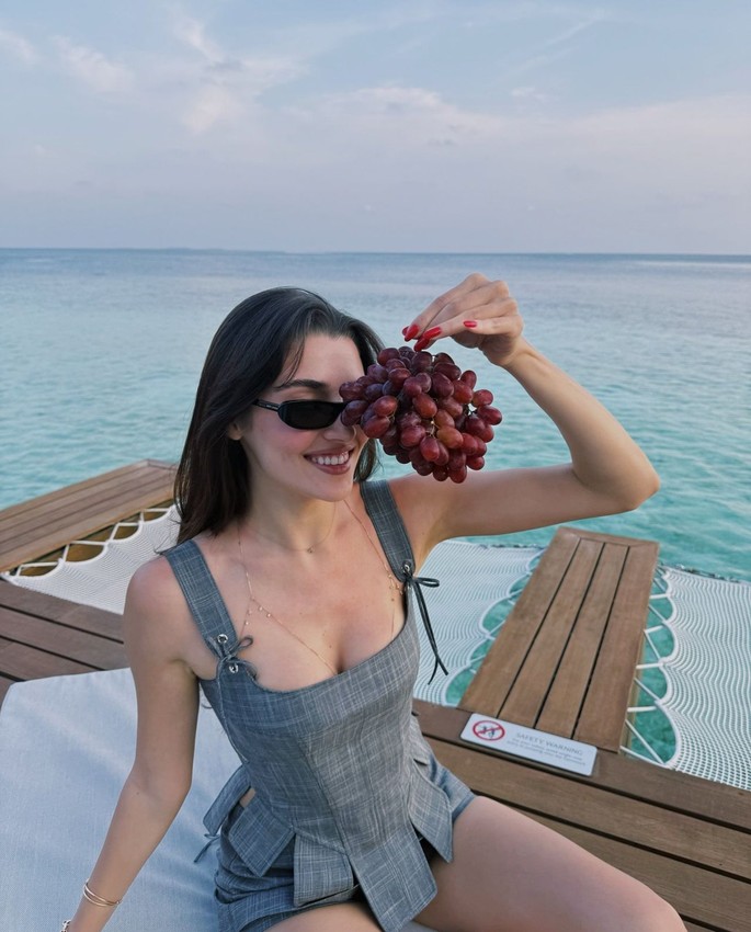 Hande Erçel'den yeni proje öncesi Maldivler kaçamağı - Resim: 2