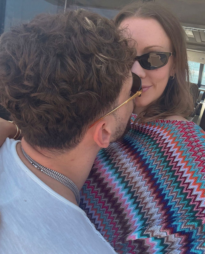 12 Dev Adam'ın yıldızı Alperen Şengün model sevgilisiyle tatilde aşka geldi - Resim: 4