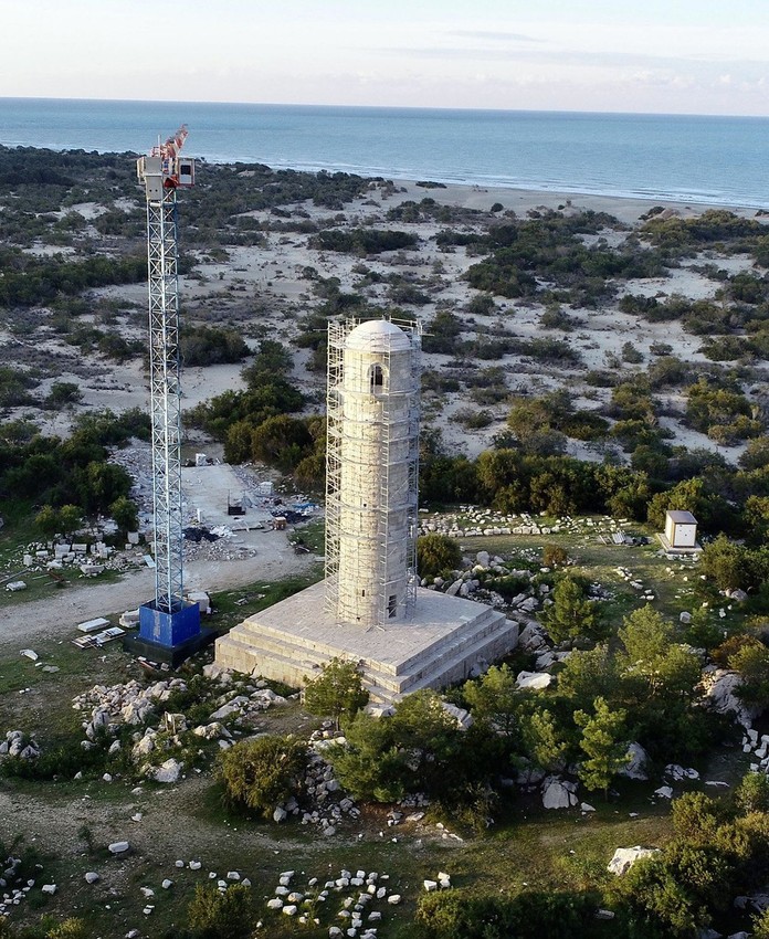 Türkiye'nin 2 bin yıllık Patara Deniz Feneri restore edildi - Resim: 1