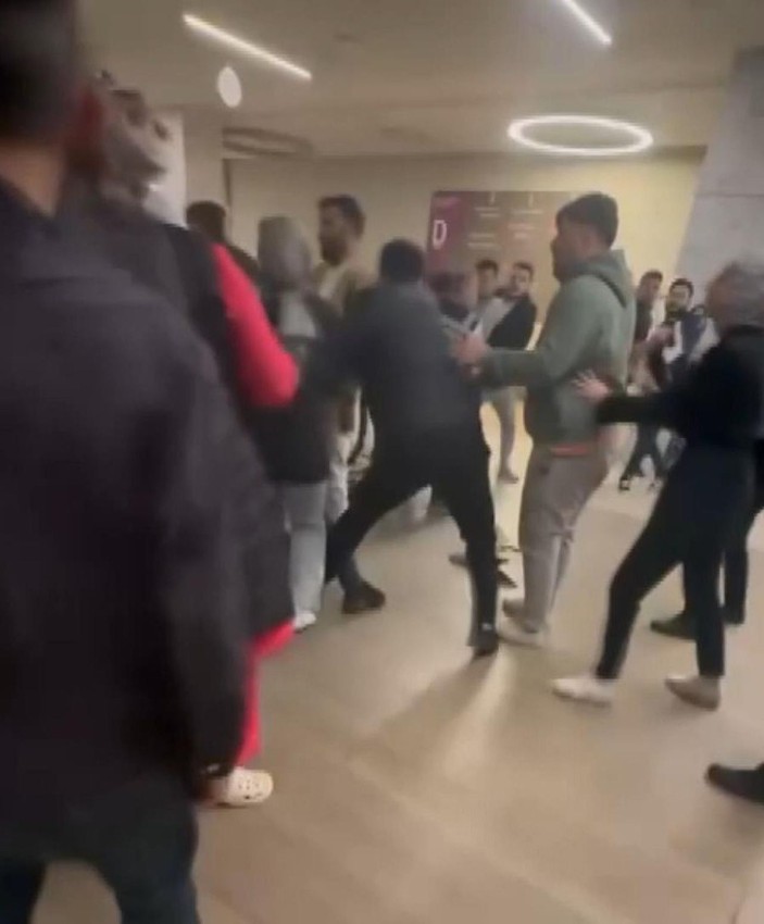Hasta yakınları birbirine girdi; çok sayıda gözaltı var - Resim: 3