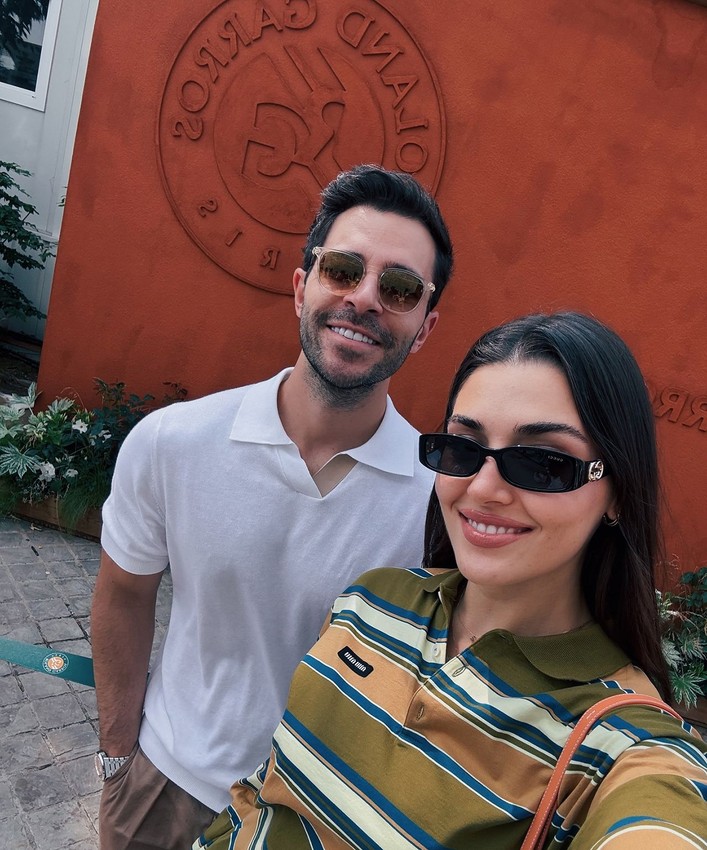Hande Erçel'in tatil kombininin fiyatı dudak uçuklattı - Resim: 1