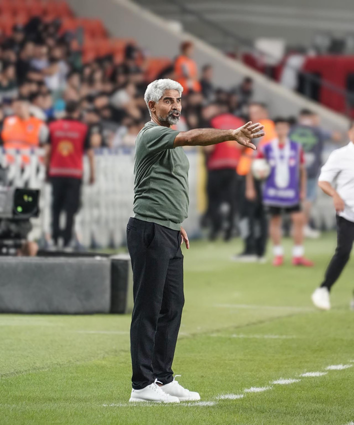 Süper Lig'de yaprak dökümü devam ediyor: 14 haftada 12 teknik direktör gitti - Resim: 2