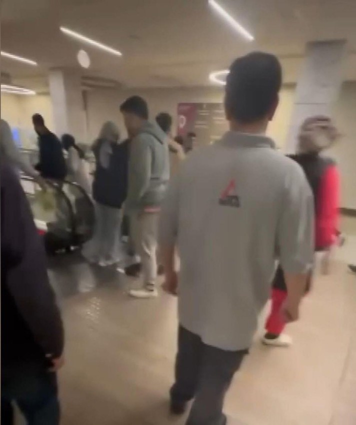 Hasta yakınları birbirine girdi; çok sayıda gözaltı var - Resim: 4
