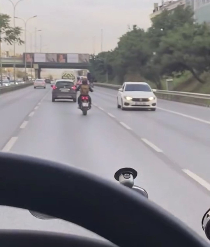 İstanbul trafiğinin göbeğinde ters yön canavarı kamerada - Resim: 2