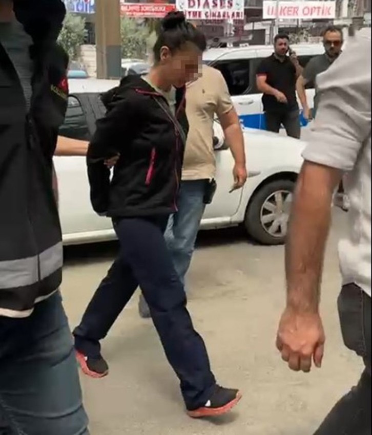 Evinde çıkan yangında eşi ve 2 çocuğu ölmüştü, itfaiye eri cinayet şüphesiyle tutuklandı - Resim: 3