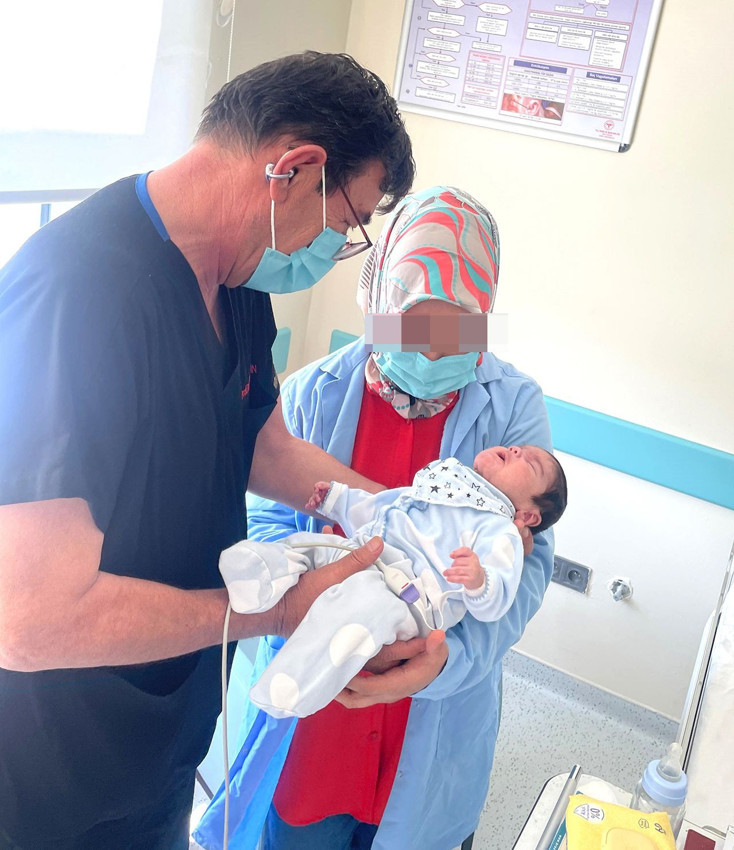 Dünyaya tam yarım kiloluk yükle gelen minik Eymen'den müjdeli haber - Resim: 1