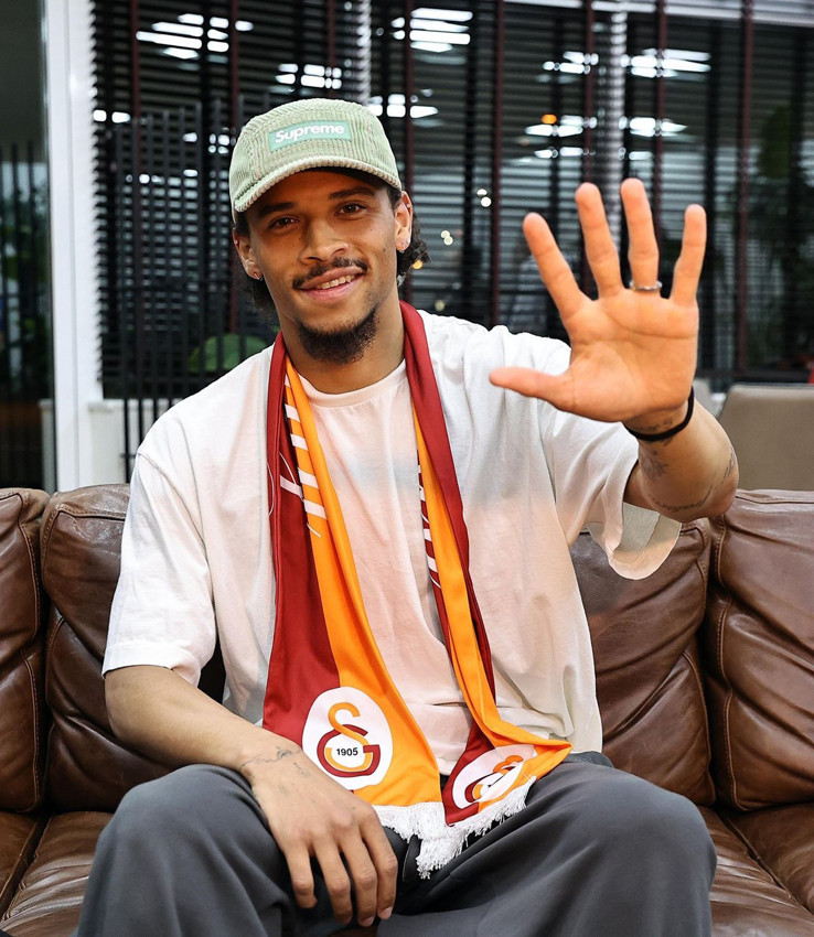 Galatasaray'ın yeni yıldızı Leroy Sane, İstanbul'a geldi - Resim: 3