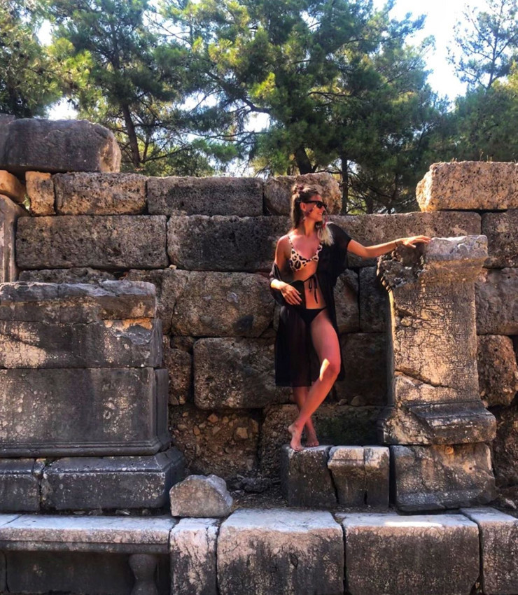 Fenerbahçe, Galatasaray'ın eski yıldızı olan Filenin Sultanı'nı kadrosuna kattı - Resim: 2