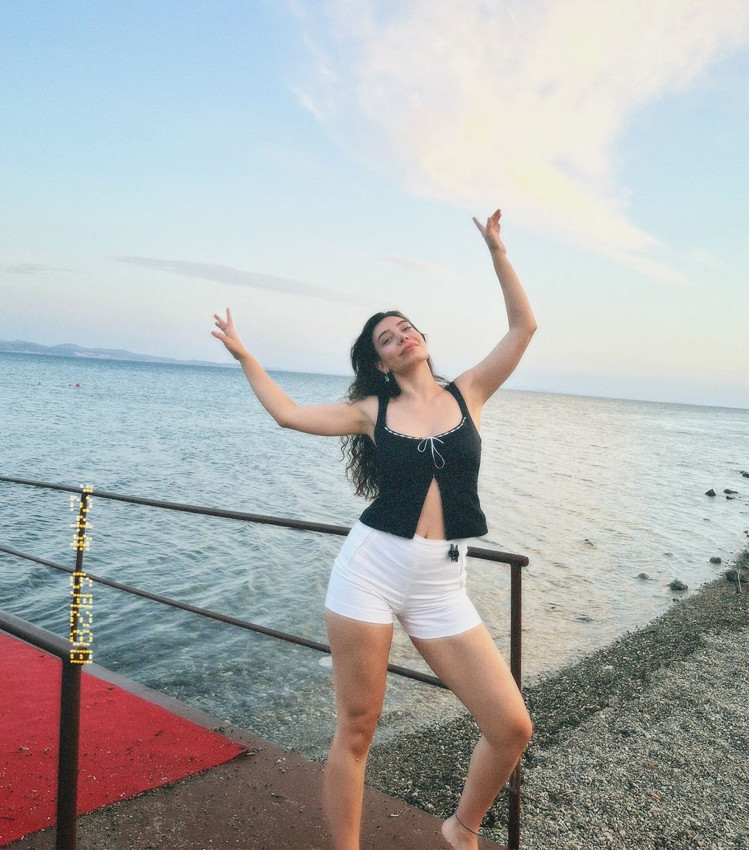 Alemin Kıralı'nın Oben'i Birsu Demir'i gören tanıyamadı - Resim: 4