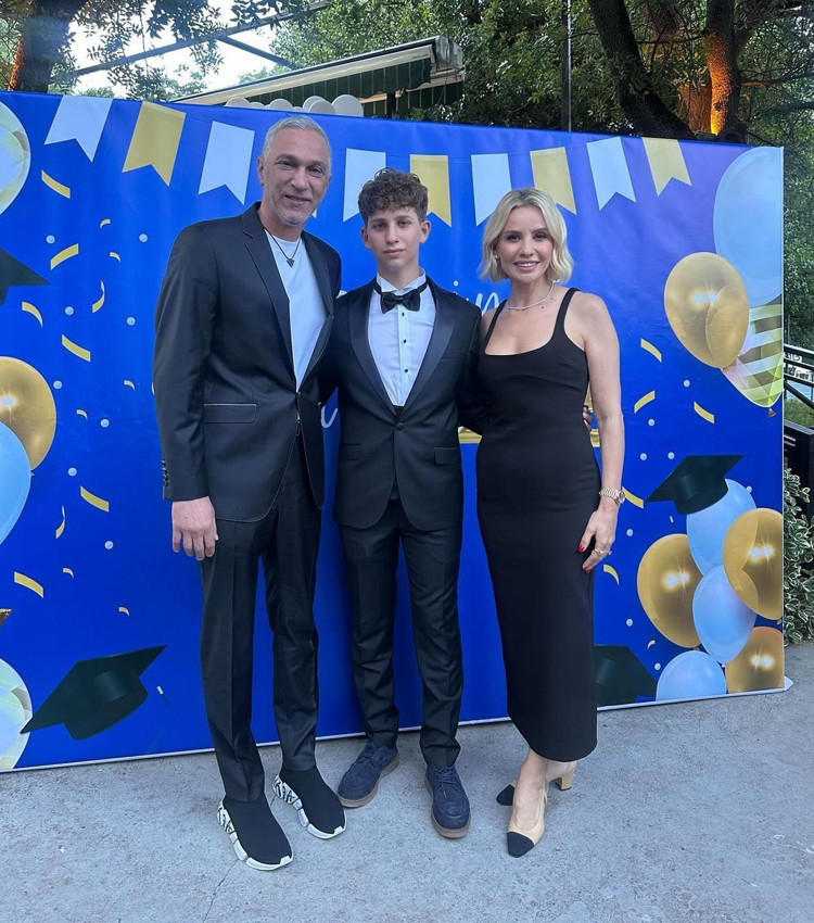 Esra Erol'un tatil pozları sonrasında eşi Ali Özbir'in kulaklarını böyle çınlattılar - Resim: 3