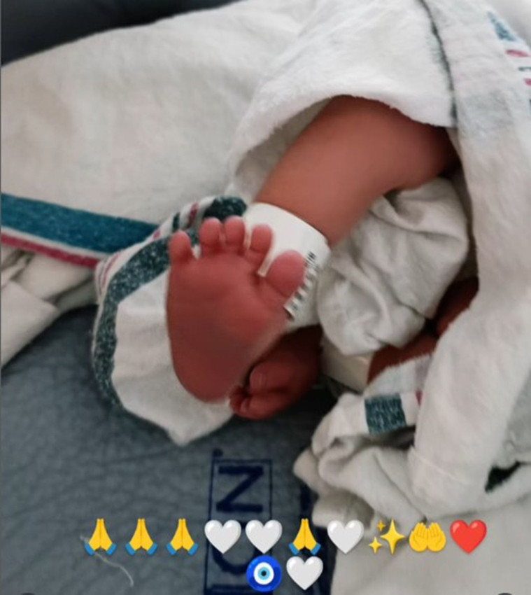 4'üncü kez anne olan Wilma Elles'in doğum sonrası bikinili pozuna kendi bile inanamadı - Resim: 2