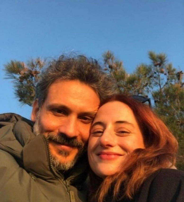 Dizi dünyasında sürpriz nikah: Güzel oyuncu Nazlı Bulum ile yönetmen sevgilisi Doruk Kaya evlendş - Resim: 4