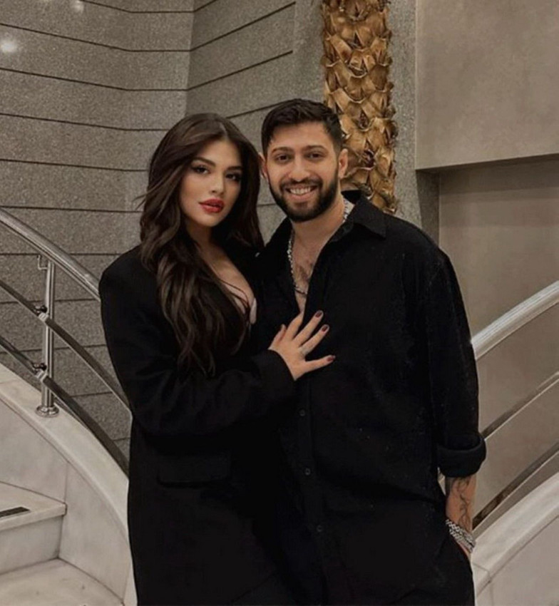 Burak Bulut ve Eda Sakız boşanıyor mu? Sosyal medyadaki o hamleler ayrılık iddialarını güçlendirdi - Resim: 4