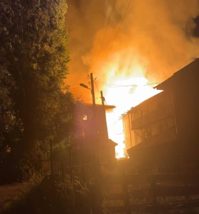 Ankara'da yangın kabusu: 5 ev küle döndü - Resim: 2