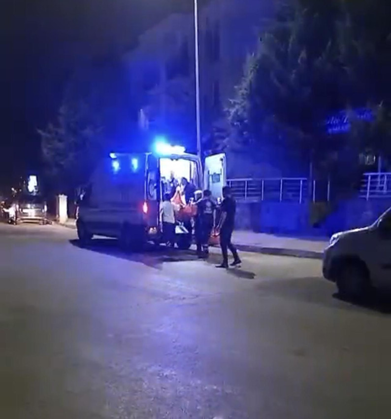 Otel odasında birlikte kaldığı arkadaşını bıçakladı - Resim: 2