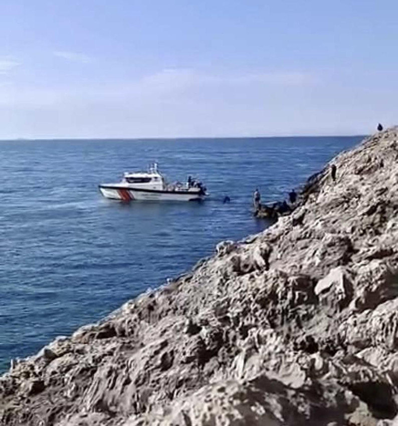 Karadeniz'de korku dolu anlar: 15 metre derinlikte baygın halde bulundu - Resim: 3