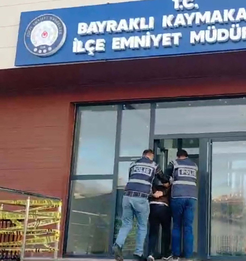 Sokak ortasında genç kadına iğrenç taciz kamerada - Resim: 4