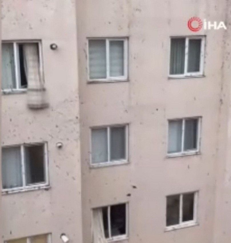 Şiddetli yağış çatı uçurdu, o sözler yürekleri dağladı: ''Senin gibi müteahhidin...'' - Resim: 4