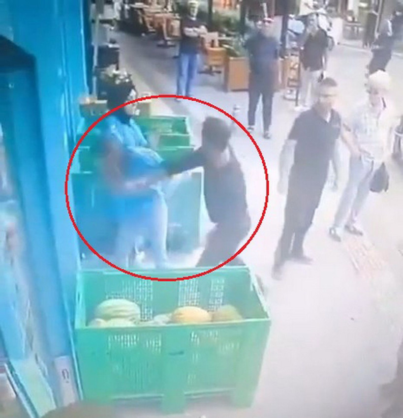 Markette sevgilisini darp edip, bir kişiyi bıçaklayıp serbest kaldı - Resim: 2