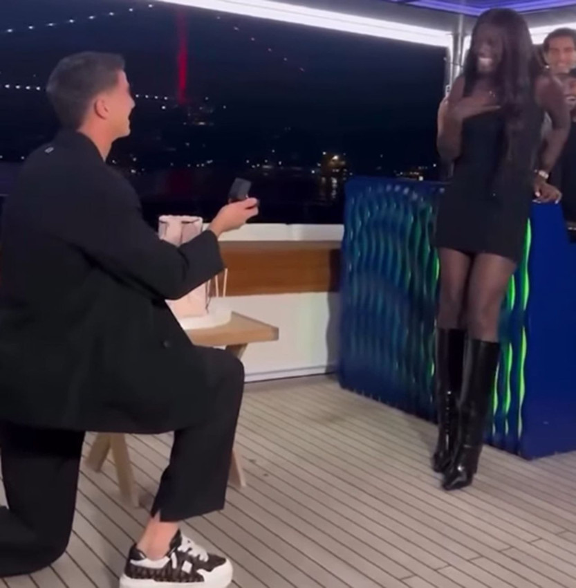 Bertuğ Yıldırım'danPortekizli model sevgilisine Azer Bülbül'lü evlilik teklifi - Resim: 4