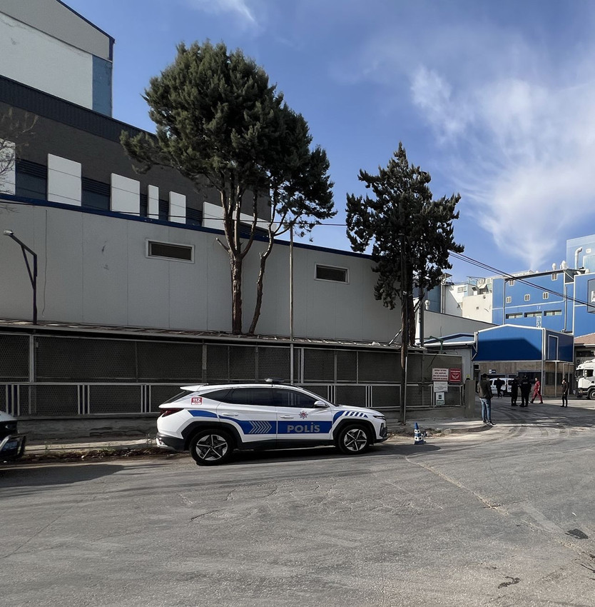 Fabrikada doğalgaz patlaması: Facia kılpayı atlatıldı - Resim: 4