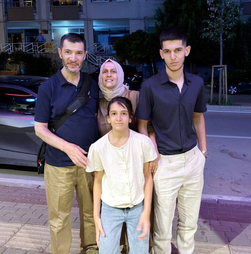 Profesöre beklediği kalp en özel günde geldi - Resim: 4