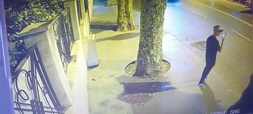 İstanbul'un ''molotofçu'' saldırganı kamerada: İki iş yerine molotof attı - Resim: 1