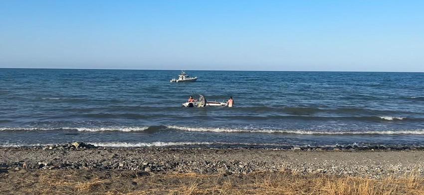 Tekne alabora oldu; 5 kişi denize düştü - Resim: 3
