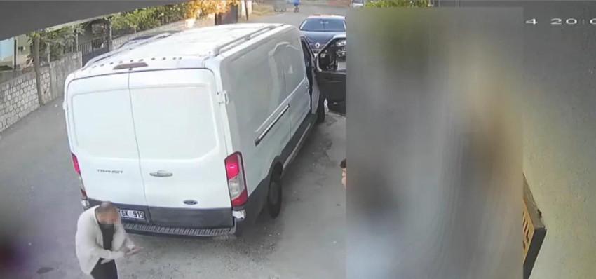 İstanbul'da sokak ortasında silahlı çatışma: 17 yaşındaki çocuk öldürüldü - Resim: 4