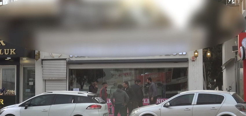 Mahallelinin güvenini kazanan kuyumcu, 50 milyonluk altınla sır oldu! - Resim: 3