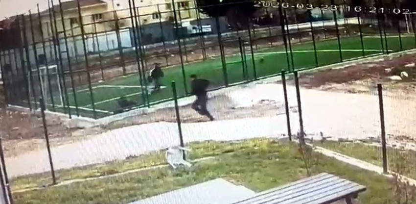 17 yaşındaki bir çocuk, yaşıtını pompalı tüfekle çocuk parkında vurdu! - Resim: 4