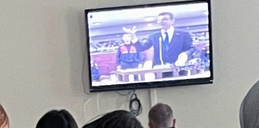 Ekrem İmamoğlu davası TRT'den canlı yayınlansın mı anketi açıklandı - Resim: 3