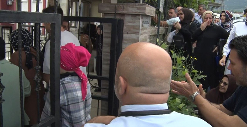 Otobüs şoförü YKS öğrencilerinin hayatını böyle kurtardı - Resim: 1