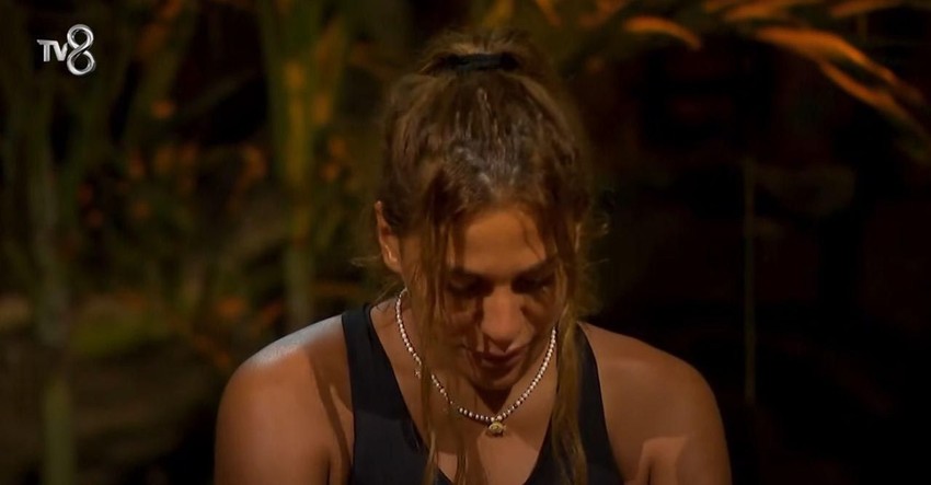 Survivor'dan diskalifiye olan Almeda Baylan açtı ağzını yumdu gözünü - Resim: 1