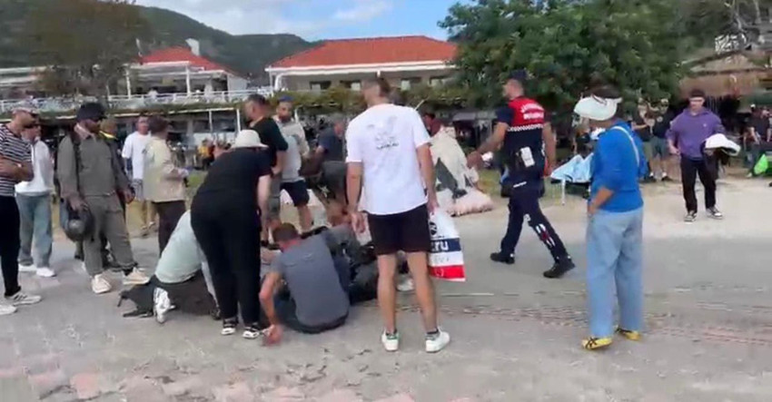 Festivalde feci kaza: Paraşütçüler havada çarpıştı - Resim: 4