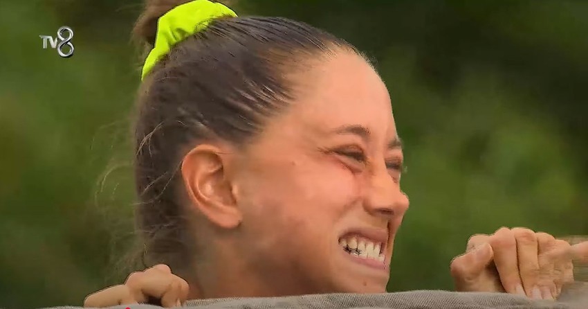 Survivor'da Tuğba ve Elif yarışırken yürekler ağızlara geldi! - Resim: 3