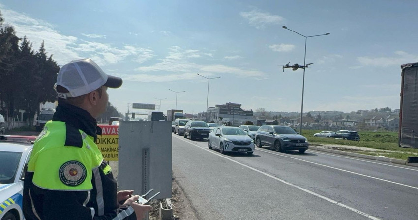 Tatilcilerin dönüşü sürüyor: İstanbul'a giriş yolu durdu - Resim: 2