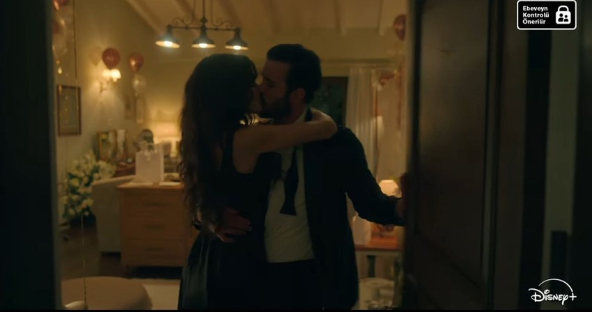 Barış Arduç'la Aşkı Hatırla'daki aşk sahnelerine eleştiri yağmıştı... Hande Erçel imaj değiştirdi - Resim: 3