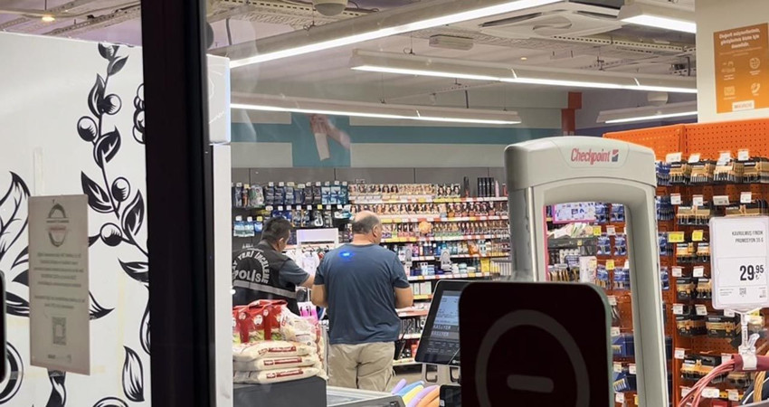 Markette kanlı ''sen sapık mısın'' kavgası: Bir anne ve çocuğuna mermi yağdırdı - Resim: 1