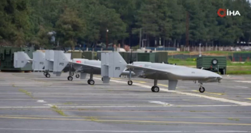 Türkiye'nin yerli kamikaza İHA'larından gövde gösterisi: 5'li sürü otonom olarak havalandı! - Resim: 2